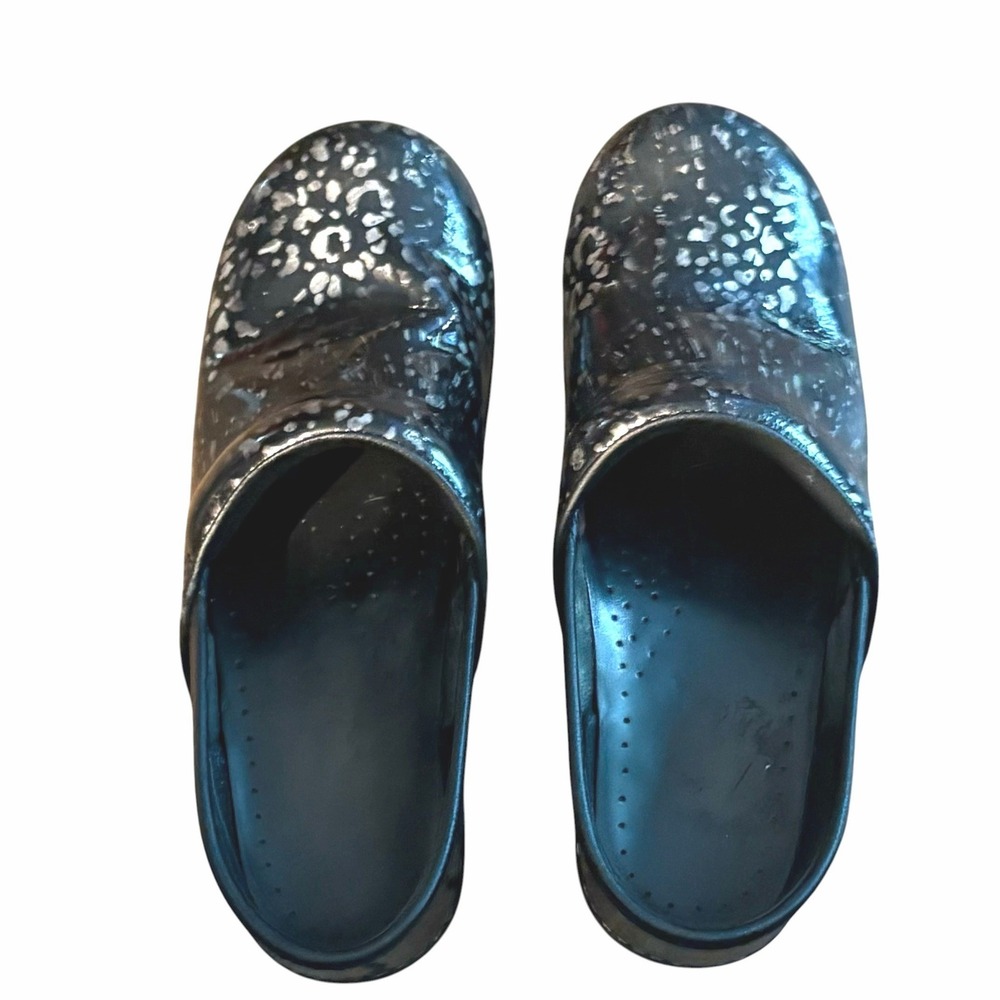 Dansko Professional Clogs Womens 38 Black Silver Leopard Patent Leather Nursing